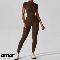 Κλασική κοντομάνικη φόρμα με φερμουάρ - καφέ