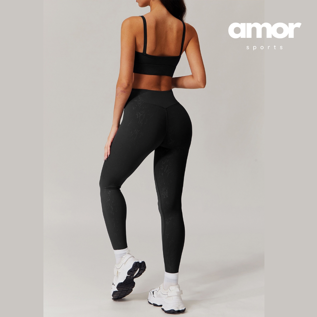 Elysian Glow Classic Crop Top Legging Set - Black