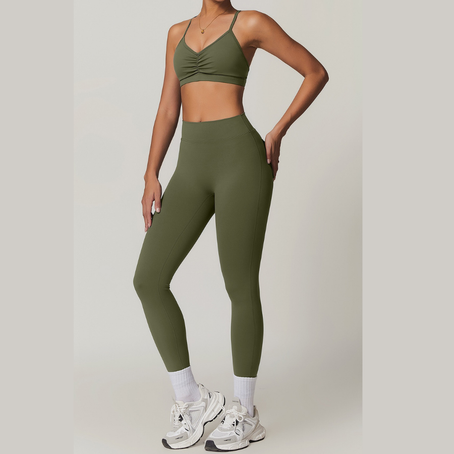 BOBBI Chic & Sculpted Stylish Set - Olive