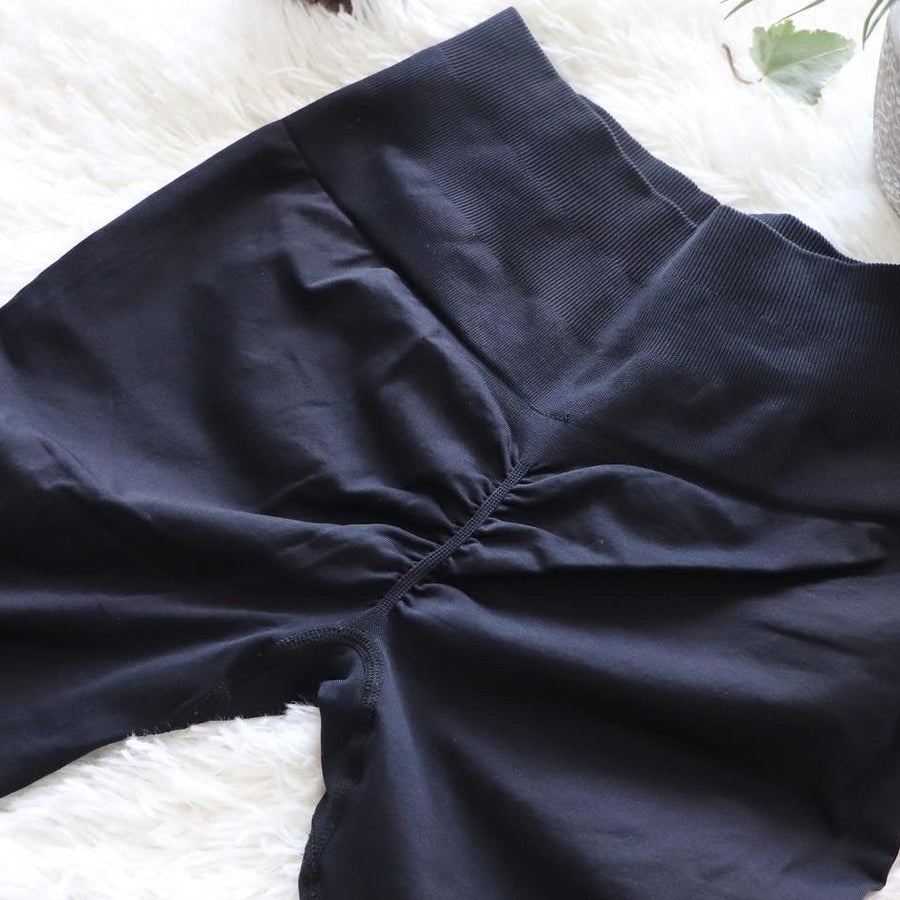 High Waisted Black Legging